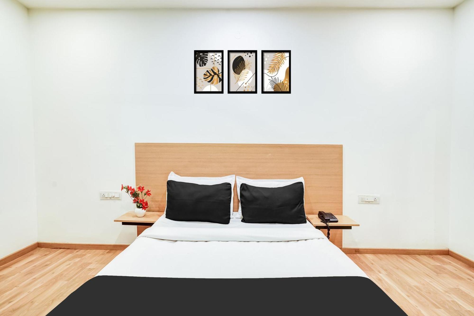 Super Townhouse Rr Nagar Hotel Bangalore Ngoại thất bức ảnh